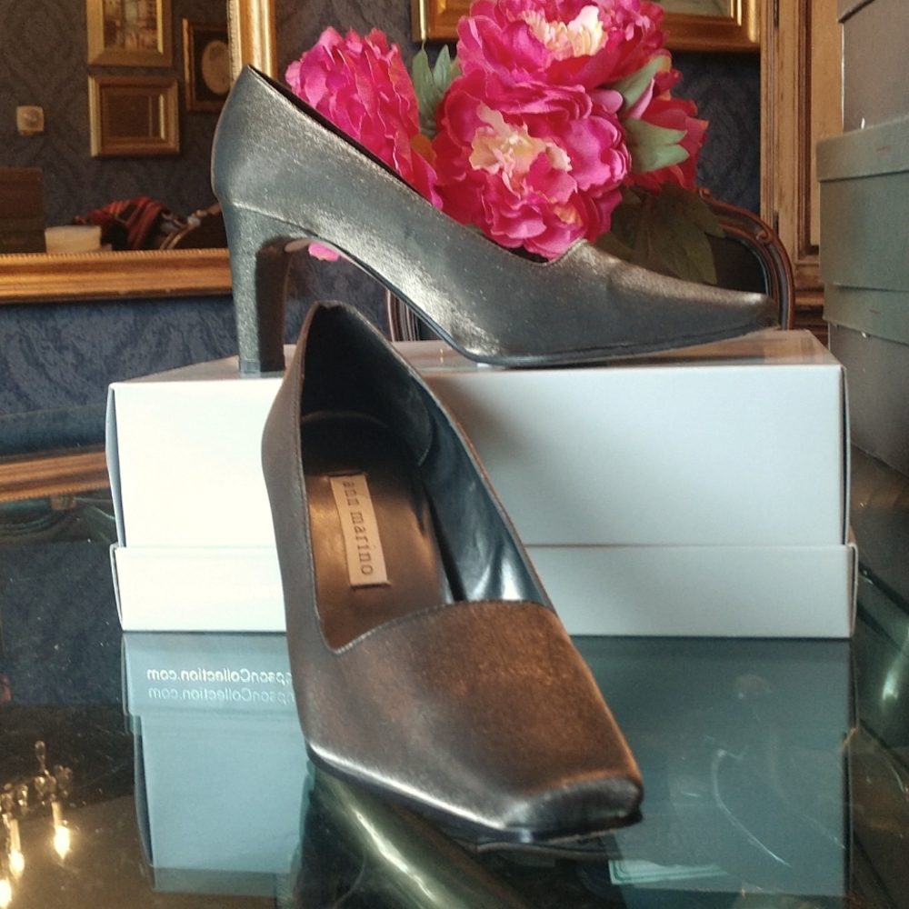Ann Marino Pumps 6M